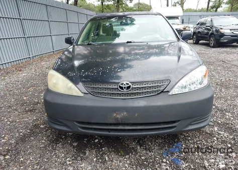 2003 Toyota Camry Le z USA, uszkodzony, nr VIN 4T1BE32K83U236639